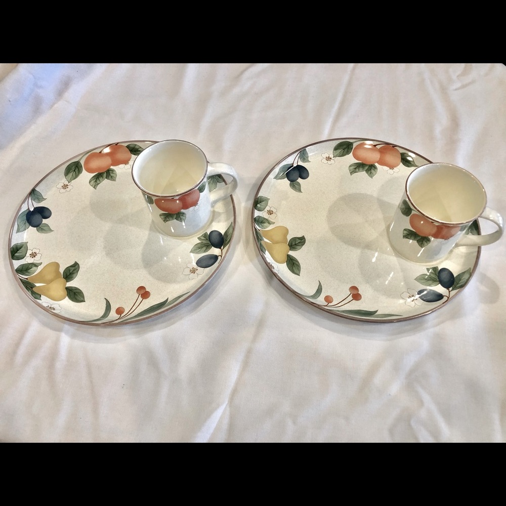 NEW never used Mikasa dishes